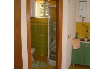 Macédoine Privát Struga, Extérieur